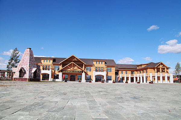 敖魯古雅太陽(yáng)城